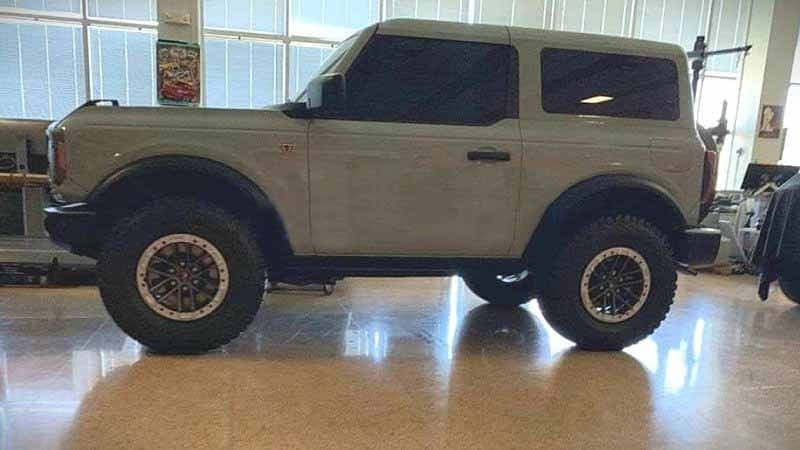 2021 2 Door Bronco.jpg