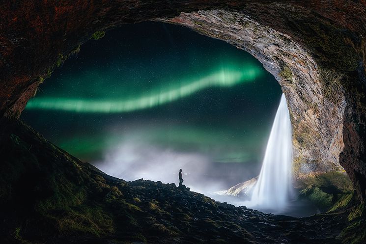 Aurora-outside-the-tiny-cave-©-Sutie-Yang.jpg.optimal.jpg