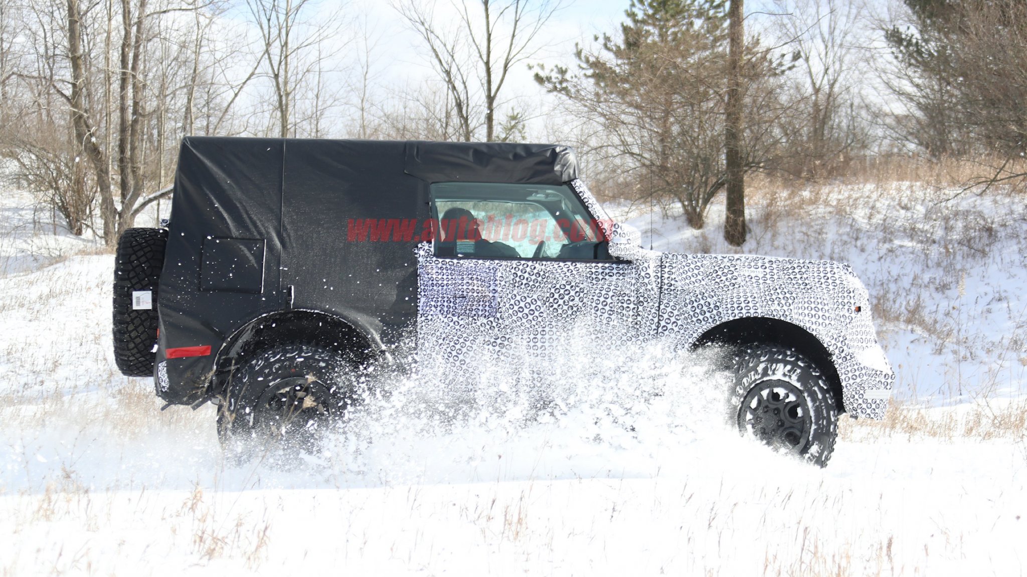 ford-bronco-2-door-offroad-11.jpg