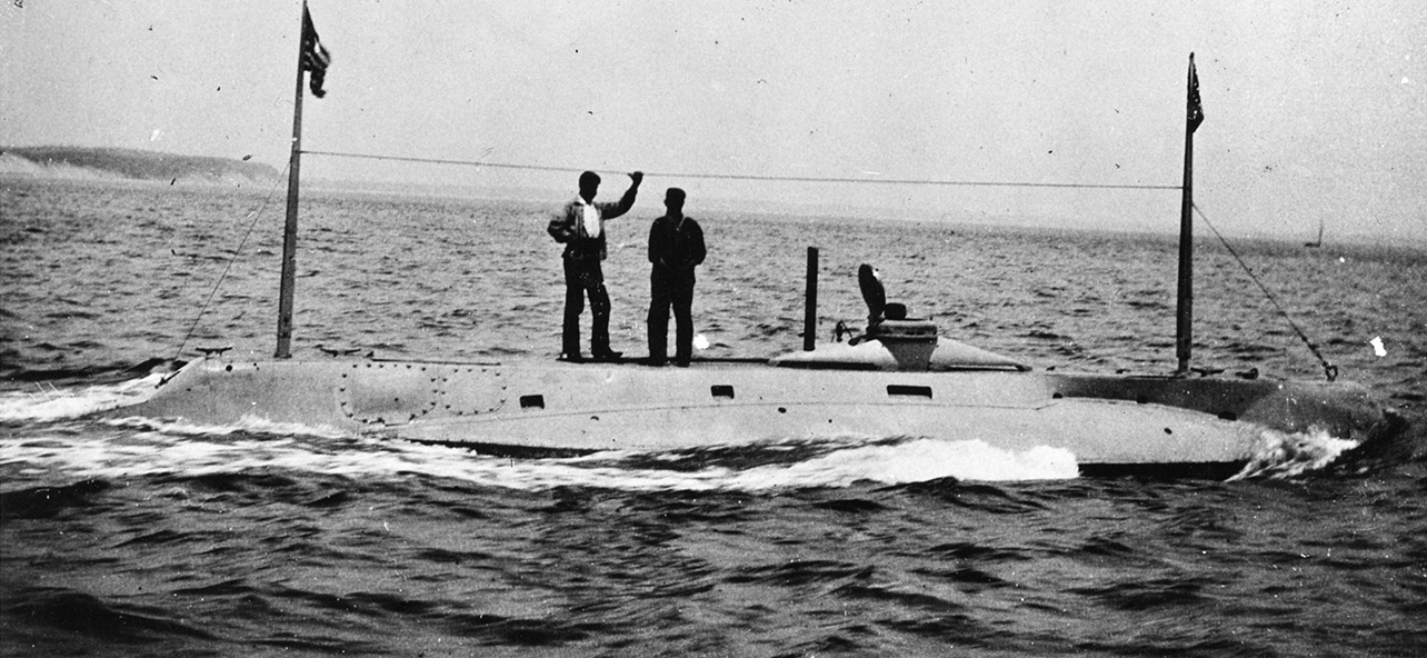 USS-Holland-SS1-slider.jpg