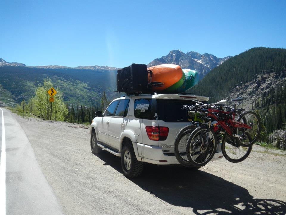 toyt_sequoia_loaded_kayaks_bikes