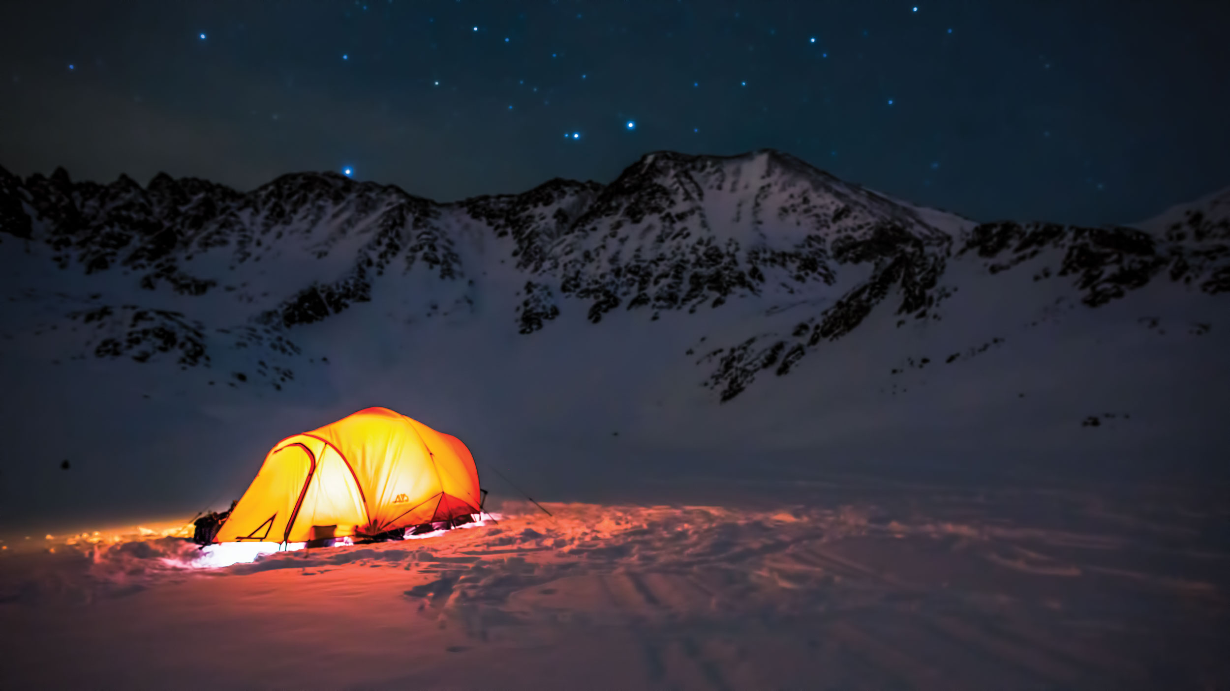 Tent in the snow