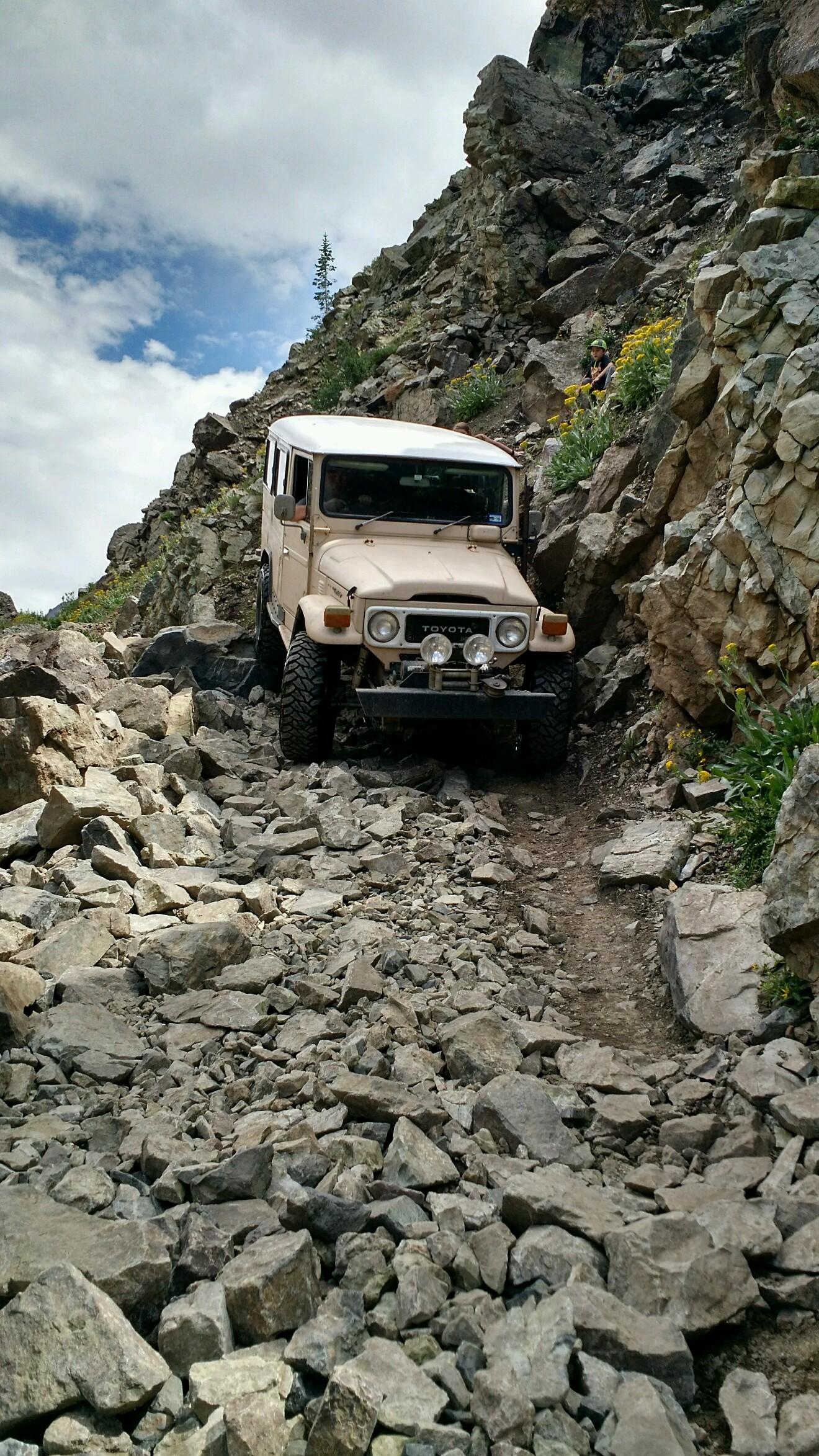 toyt_troopy_punchbowl_hdr_carter_beckworth