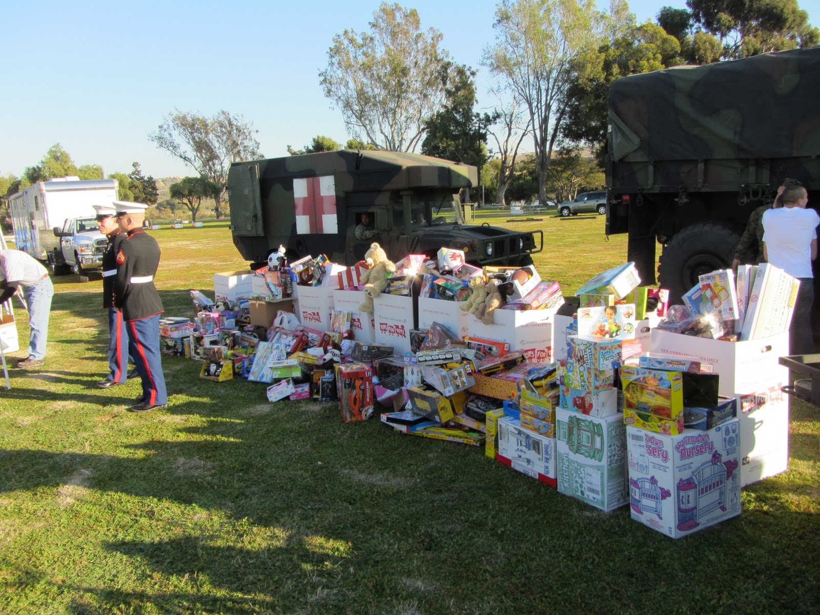 toys4tots2011-4.jpg